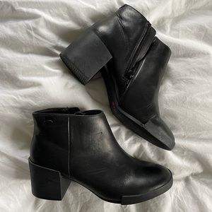 CAMPER leather booties